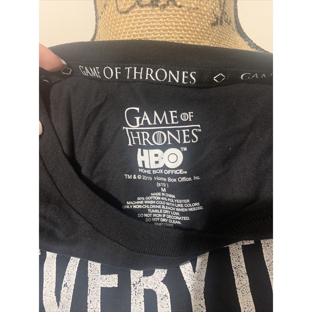 Game Of Thrones HBO Medium Men's T Shirt NWOT Everything Is Better With Some Win - Picture 8 of 8